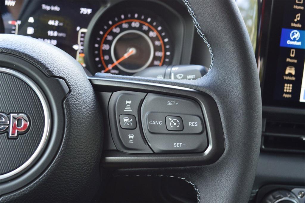 new 2025 Jeep Gladiator car, priced at $43,499