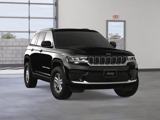 new 2025 Jeep Grand Cherokee car, priced at $39,999