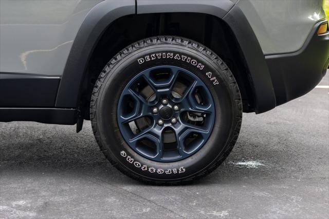 used 2022 Jeep Cherokee car, priced at $25,996