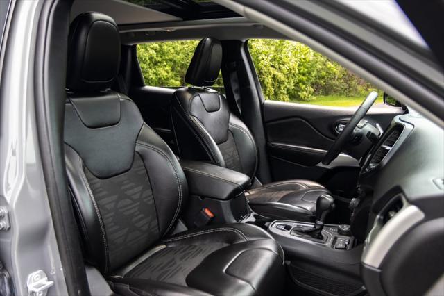 used 2022 Jeep Cherokee car, priced at $25,996