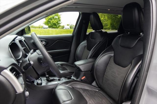 used 2022 Jeep Cherokee car, priced at $23,996