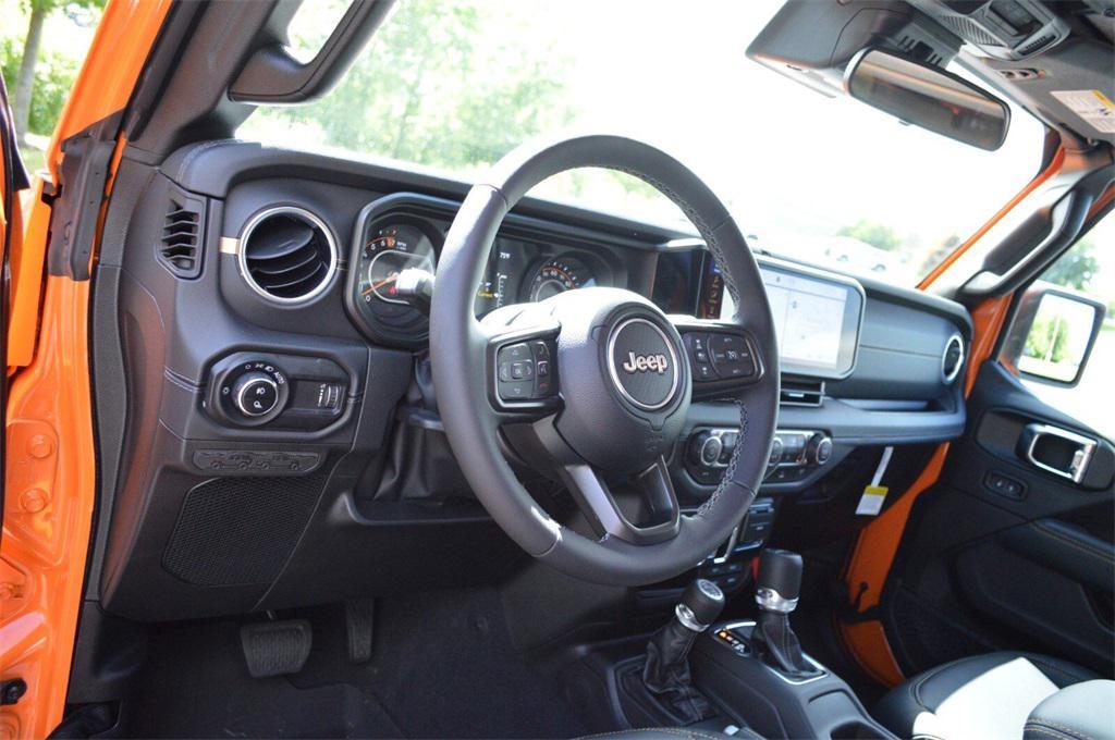 new 2025 Jeep Gladiator car, priced at $44,499