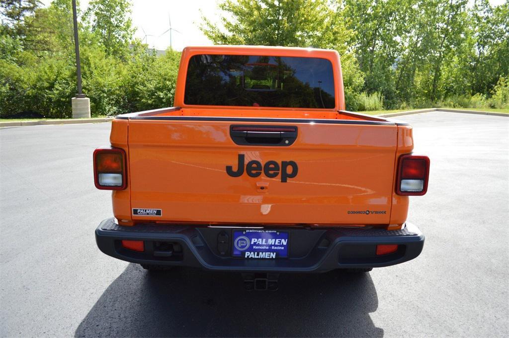 new 2025 Jeep Gladiator car, priced at $44,499