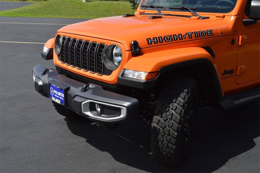 new 2025 Jeep Gladiator car, priced at $44,499