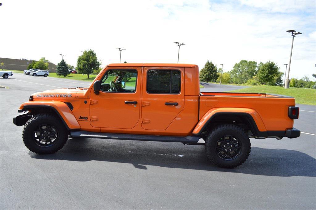 new 2025 Jeep Gladiator car, priced at $44,499
