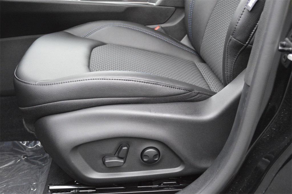 new 2025 Jeep Compass car, priced at $27,936