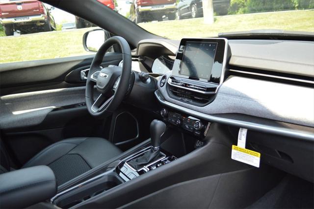 new 2025 Jeep Compass car, priced at $31,983