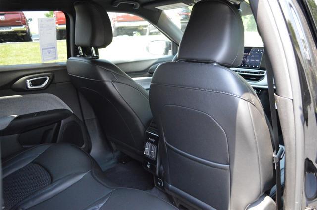 new 2025 Jeep Compass car, priced at $31,983