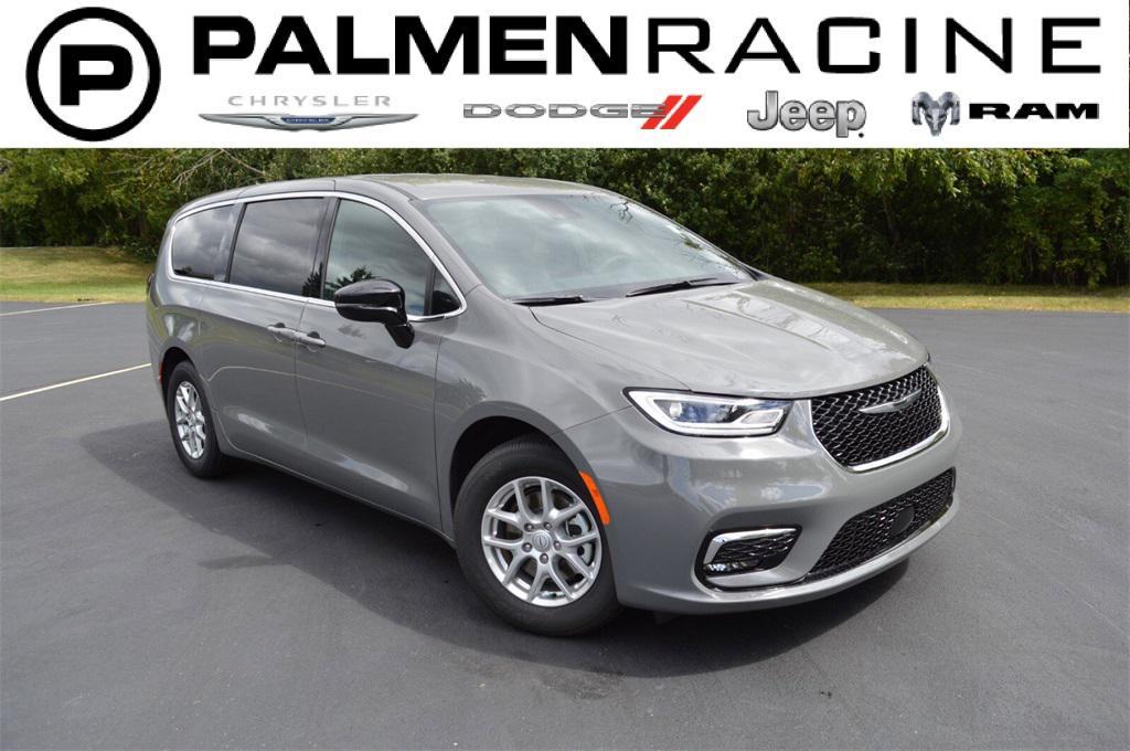 new 2025 Chrysler Pacifica car, priced at $40,999