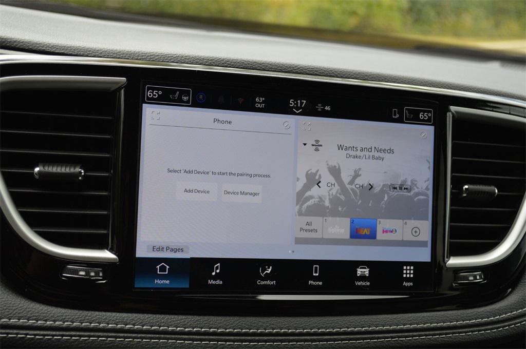 new 2025 Chrysler Pacifica car, priced at $40,999
