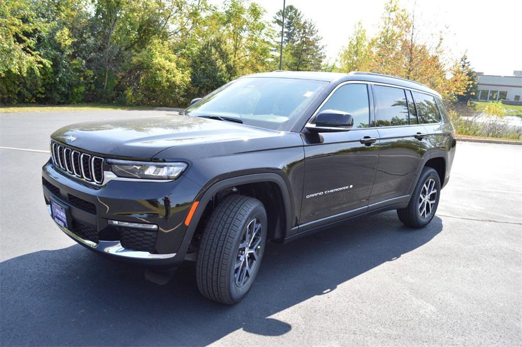 new 2025 Jeep Grand Cherokee L car, priced at $46,999