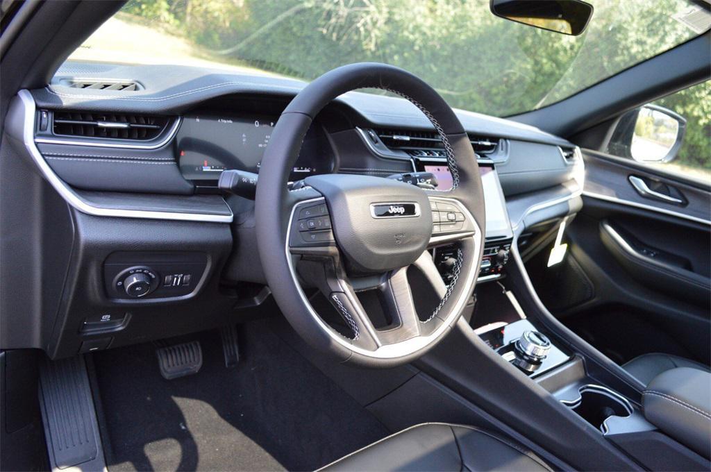 new 2025 Jeep Grand Cherokee L car, priced at $46,999