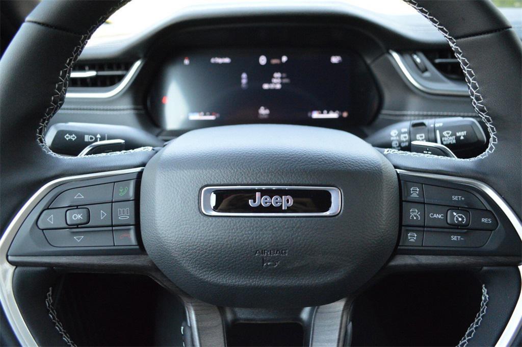 new 2025 Jeep Grand Cherokee L car, priced at $46,999