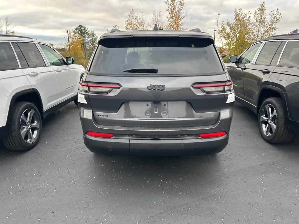 new 2025 Jeep Grand Cherokee L car, priced at $43,599