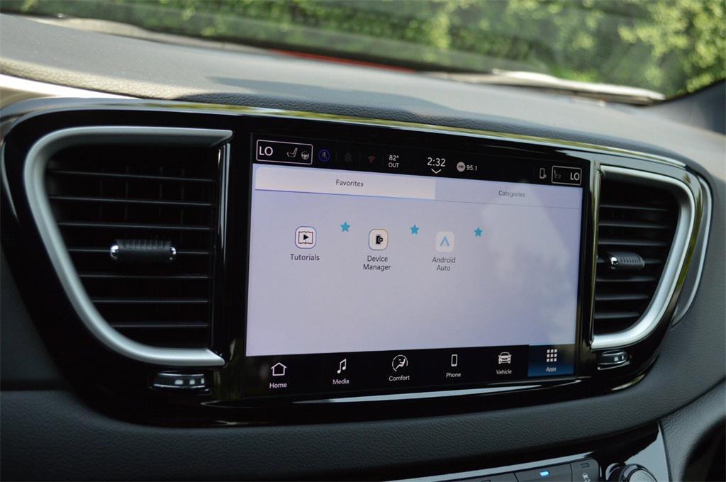 new 2025 Chrysler Voyager car, priced at $42,174