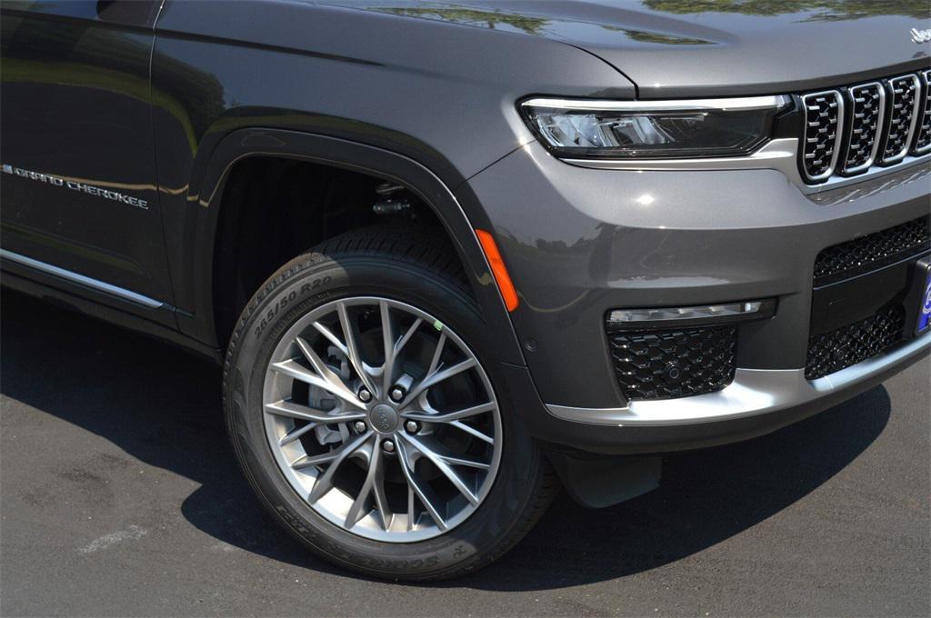new 2025 Jeep Grand Cherokee L car, priced at $54,999