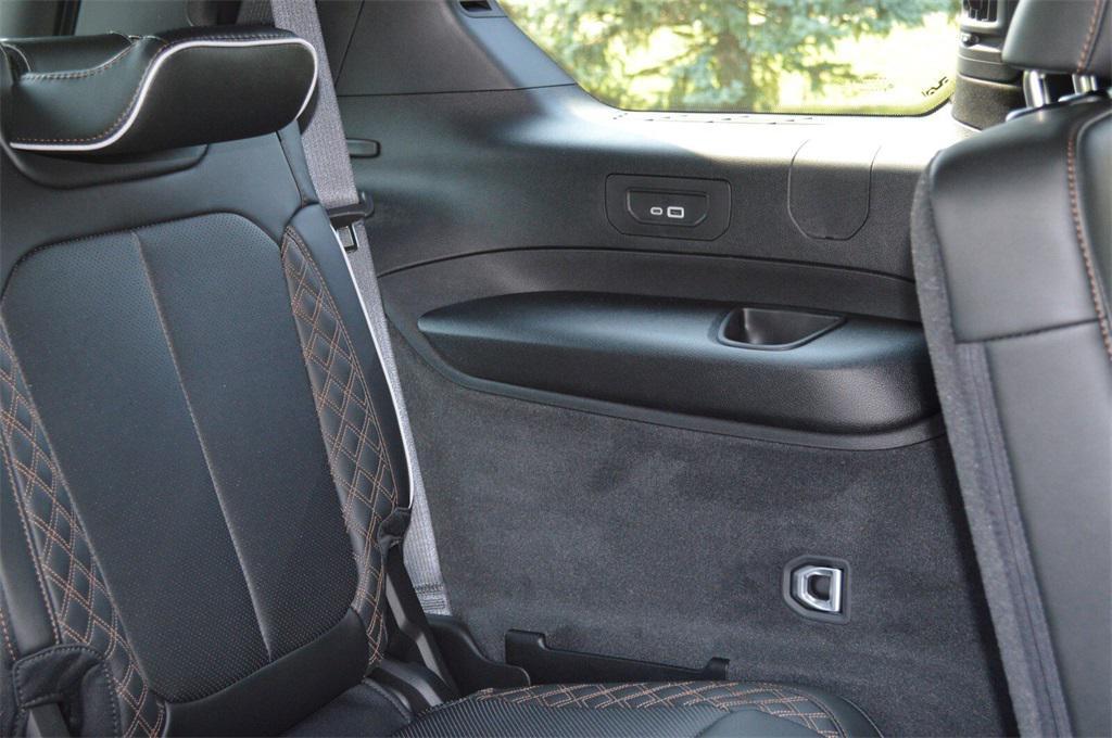 new 2025 Jeep Grand Cherokee L car, priced at $54,999