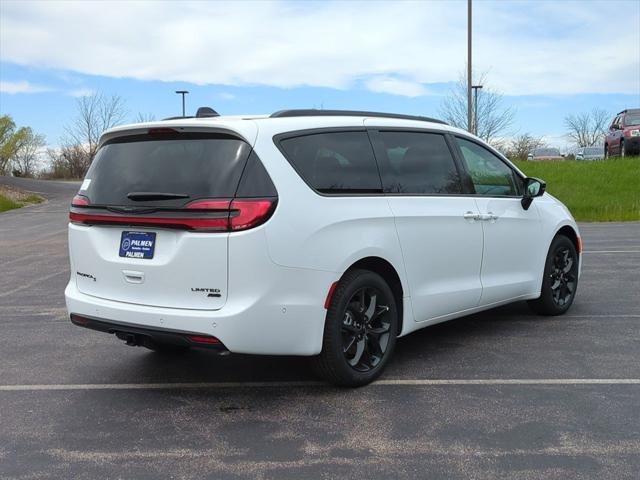 new 2024 Chrysler Pacifica car, priced at $54,242
