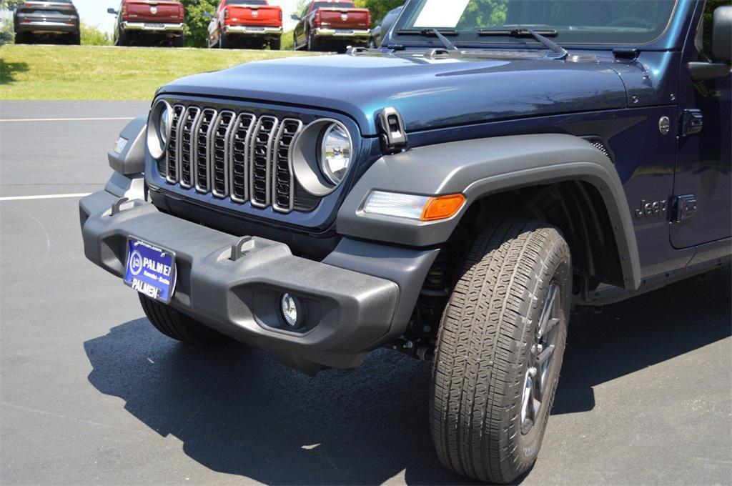 new 2025 Jeep Wrangler car, priced at $46,999