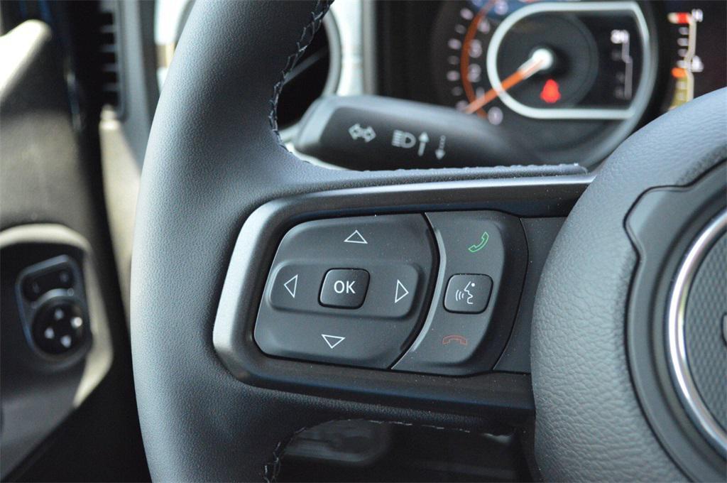 new 2025 Jeep Wrangler car, priced at $46,999