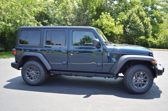 new 2025 Jeep Wrangler car, priced at $45,277