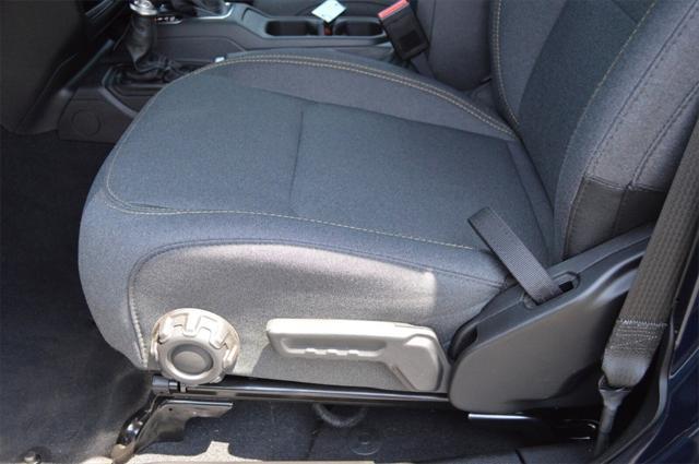 new 2025 Jeep Wrangler car, priced at $45,277