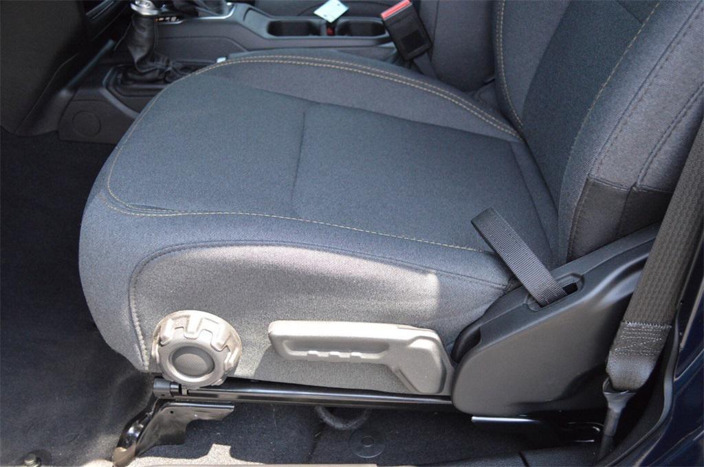 new 2025 Jeep Wrangler car, priced at $46,999