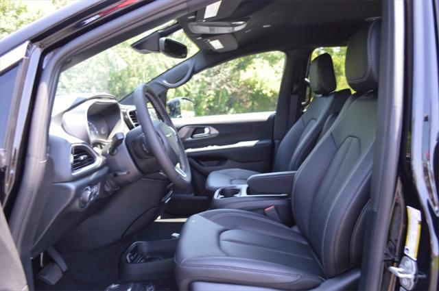 new 2025 Chrysler Voyager car, priced at $39,999