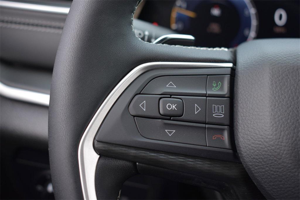 new 2025 Jeep Grand Cherokee L car, priced at $42,999