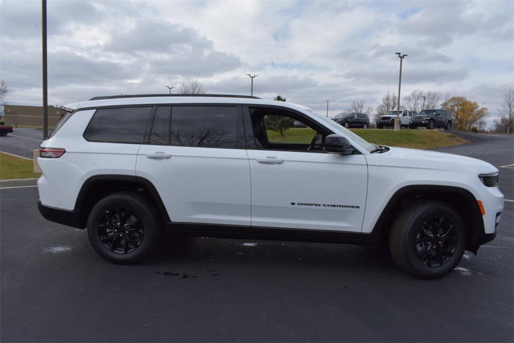 new 2025 Jeep Grand Cherokee L car, priced at $42,999