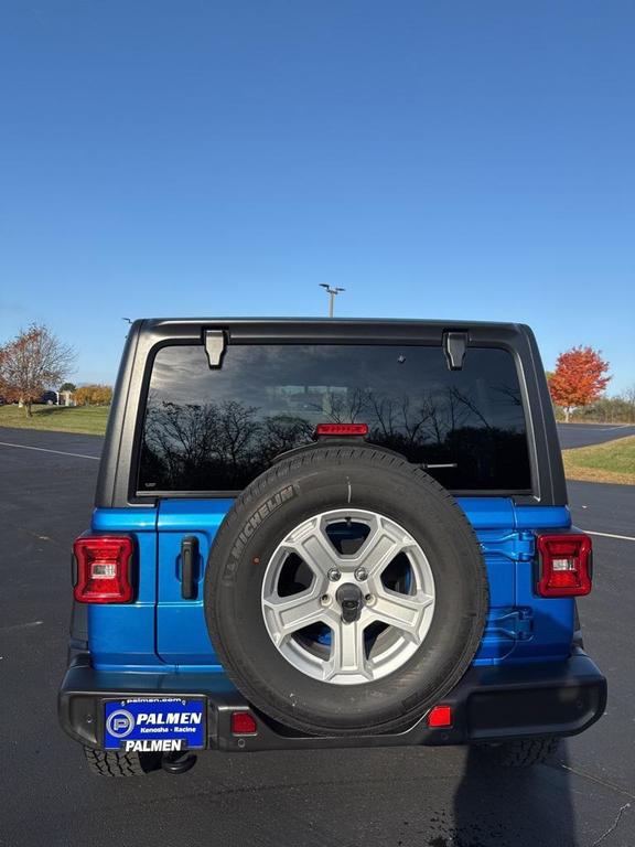 used 2021 Jeep Wrangler Unlimited car, priced at $31,999