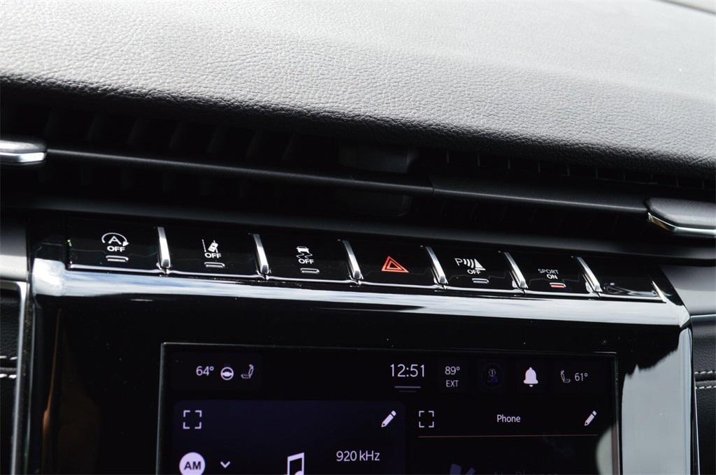 new 2025 Jeep Grand Cherokee car, priced at $38,999