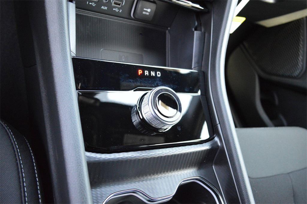 new 2025 Jeep Grand Cherokee car, priced at $38,999