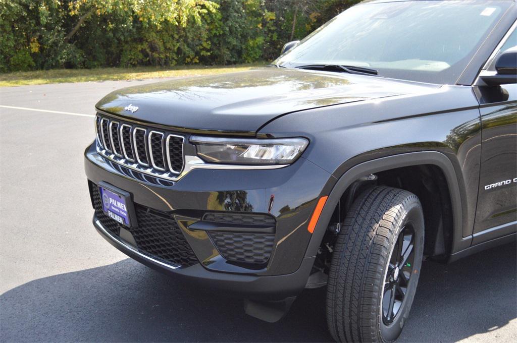 new 2025 Jeep Grand Cherokee car, priced at $38,999