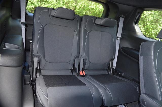 new 2025 Jeep Grand Cherokee L car, priced at $41,999