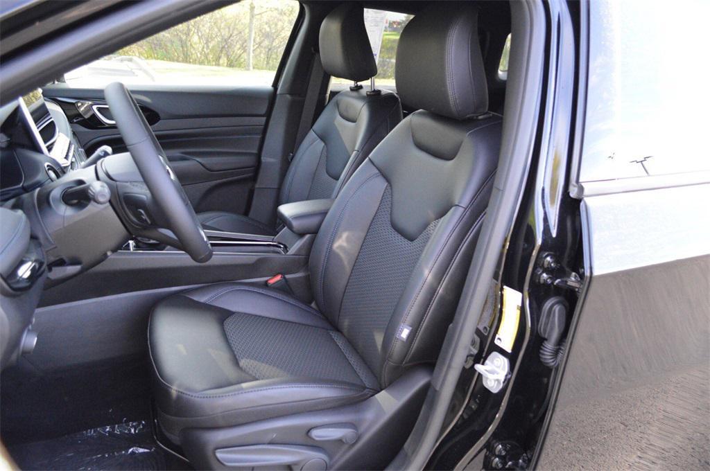 new 2026 Jeep Compass car, priced at $32,499