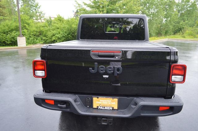 used 2022 Jeep Gladiator car, priced at $33,612