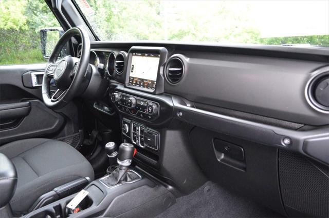 used 2022 Jeep Gladiator car, priced at $33,612