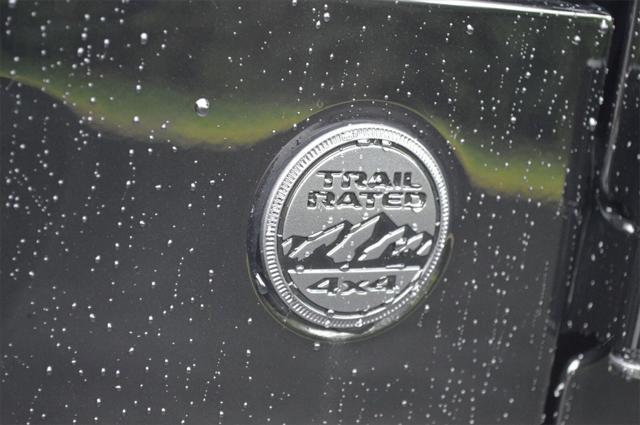 used 2022 Jeep Gladiator car, priced at $33,612