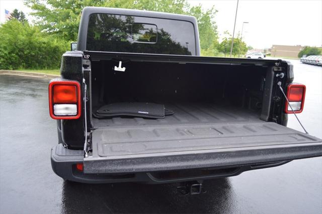 used 2022 Jeep Gladiator car, priced at $33,612