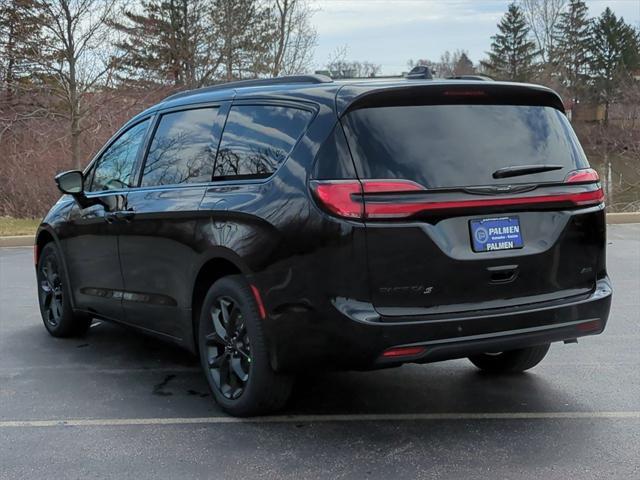 new 2024 Chrysler Pacifica car, priced at $48,509