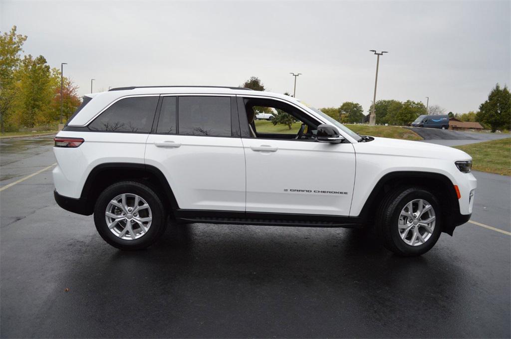 used 2023 Jeep Grand Cherokee car, priced at $31,778
