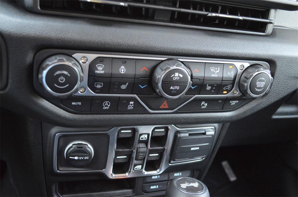 new 2025 Jeep Wrangler car, priced at $48,999