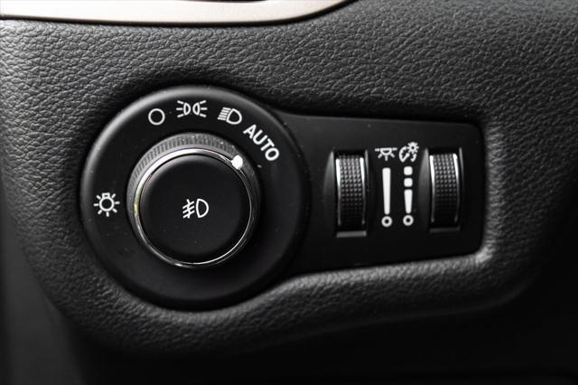 used 2015 Jeep Cherokee car, priced at $14,996
