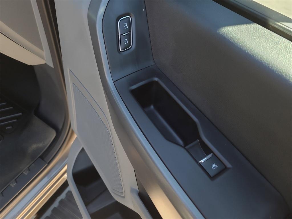 used 2023 Ford F-250 car, priced at $55,331