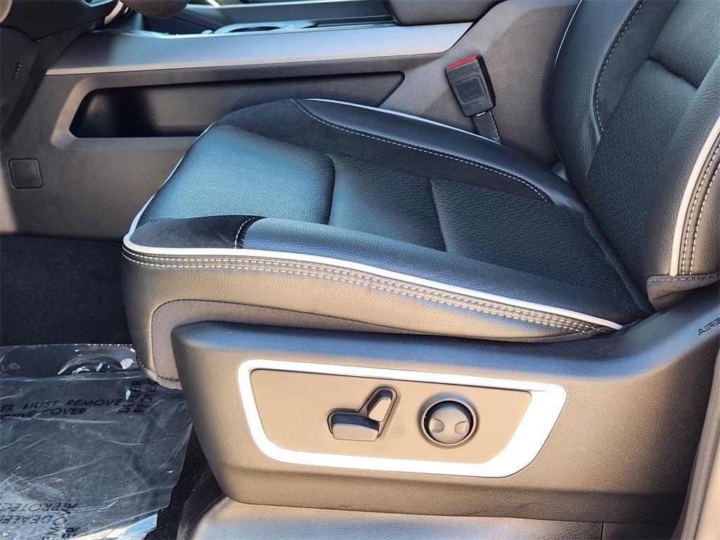 new 2025 Ram 1500 car, priced at $53,495