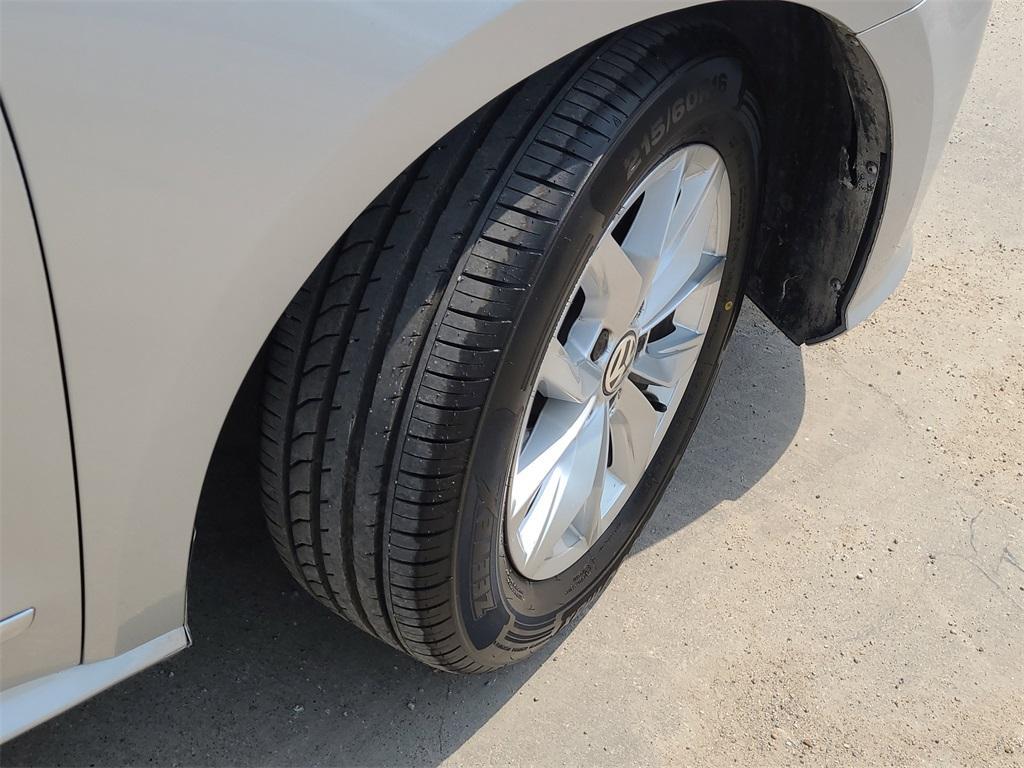 used 2017 Volkswagen Passat car, priced at $12,967
