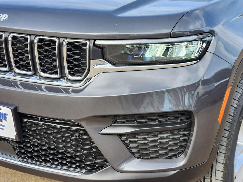 new 2025 Jeep Grand Cherokee car, priced at $34,995