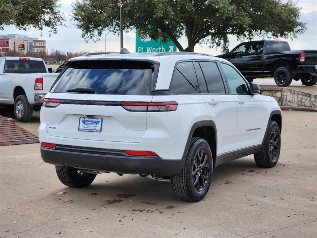 new 2025 Jeep Grand Cherokee car, priced at $40,500