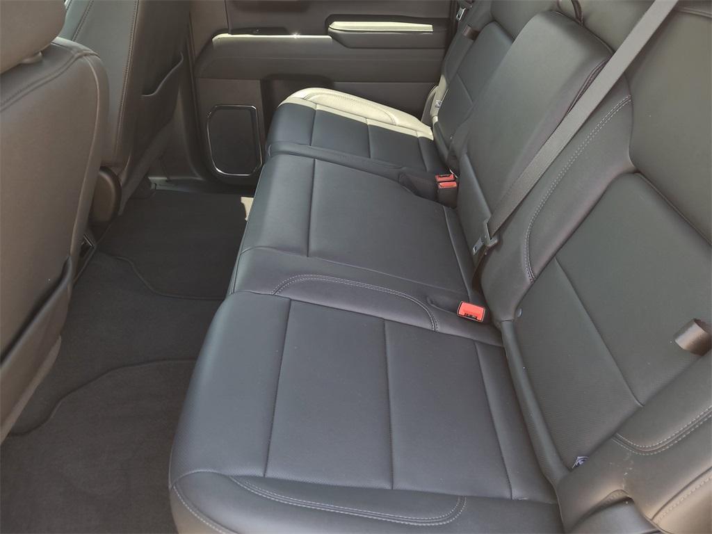 used 2024 GMC Sierra 1500 car, priced at $44,207